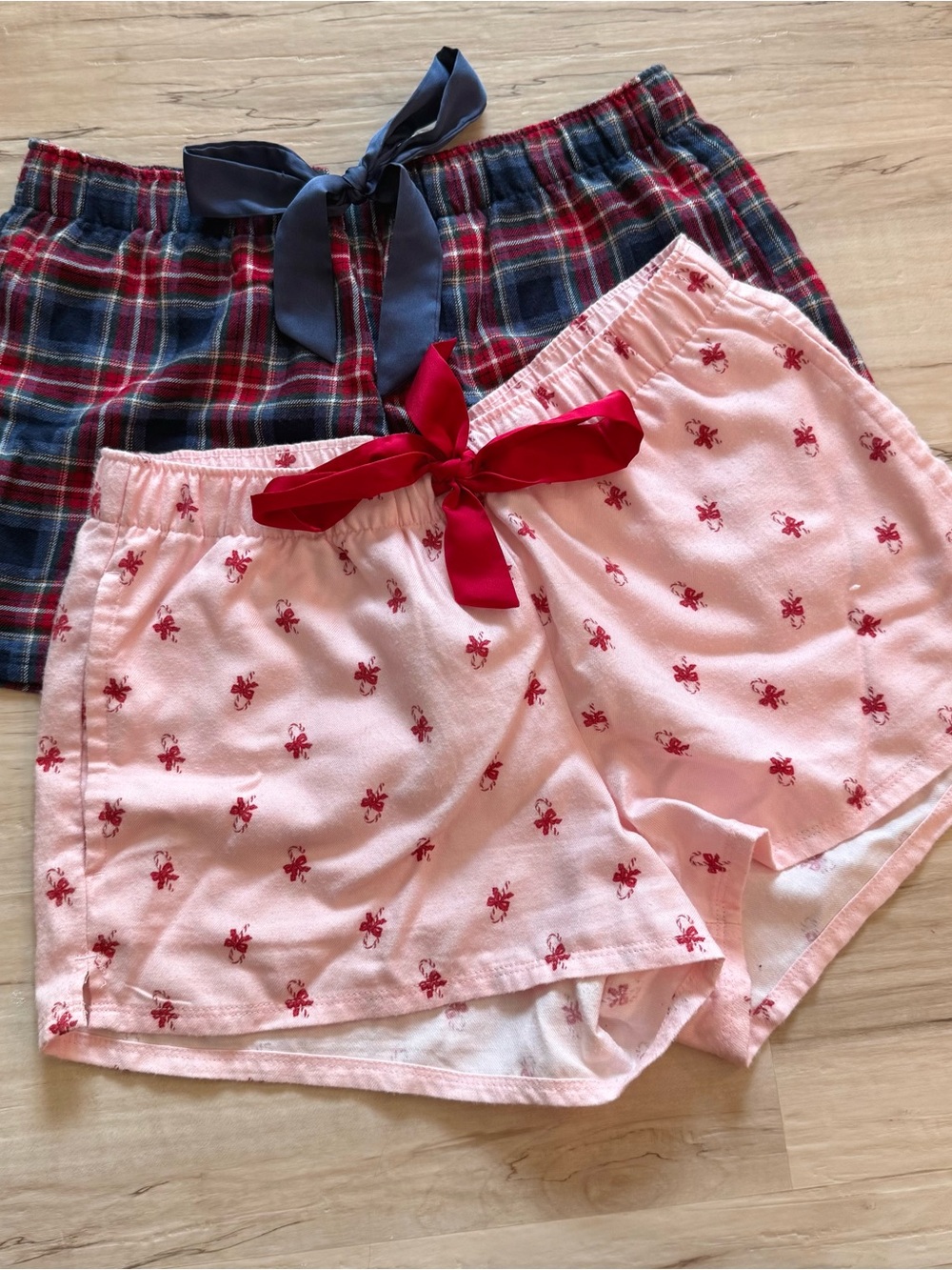 Hollister Pink Floral & Plaid Sleep Shorts Set with Bow Accents